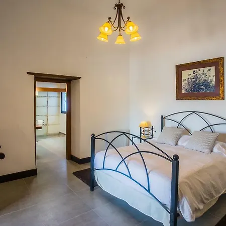 Вилла Casa El Quinto *